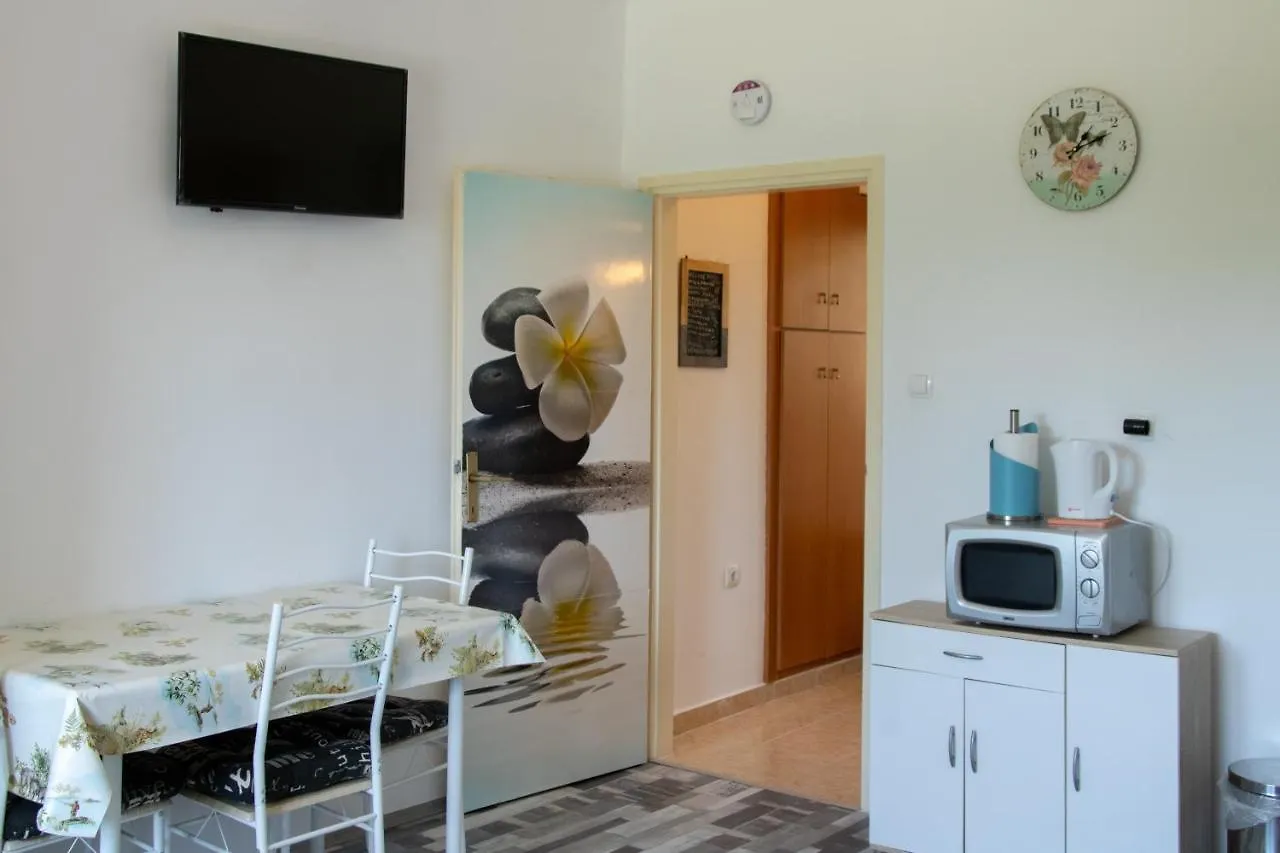 Apartments Teo Opatija 0*,
